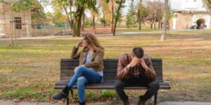 causas y consecuencias de una infidelidad background