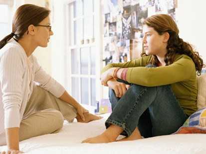 ¿Cómo manejo las emociones de mis hijos durante la cuarentena? background